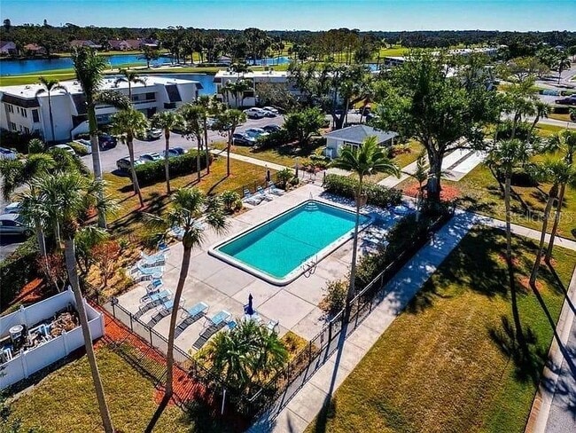 Photo - 6999 W Country Club Dr N Unit 124