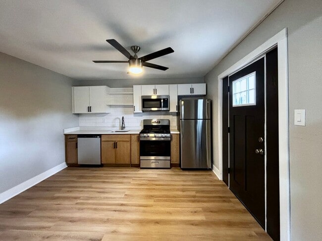 Photo - Halsted Park Apartments