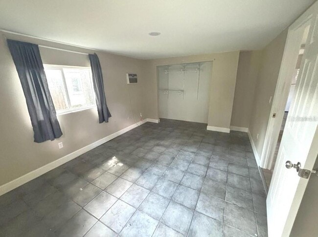 Photo - 2615 Laurel Ave