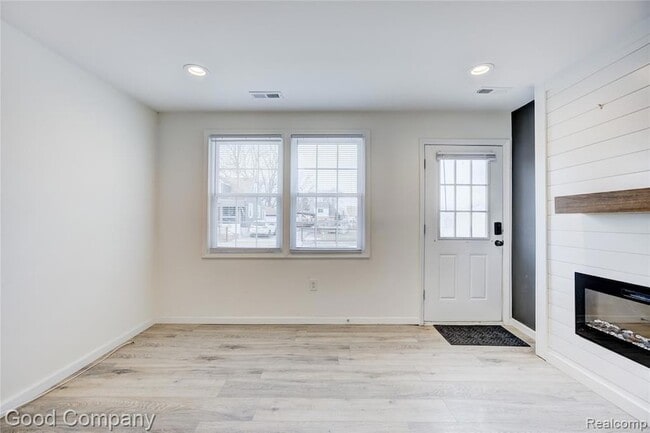 Photo - 23826 Kate Ave