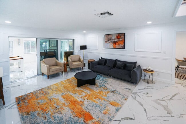 Photo - 651 NW 42nd Ave Unit ID1369660P