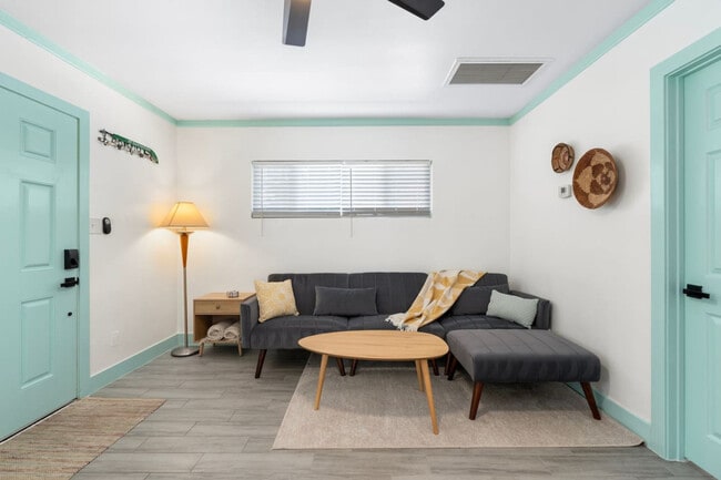 Photo - 1407 E McKinley St Unit ID1309640P