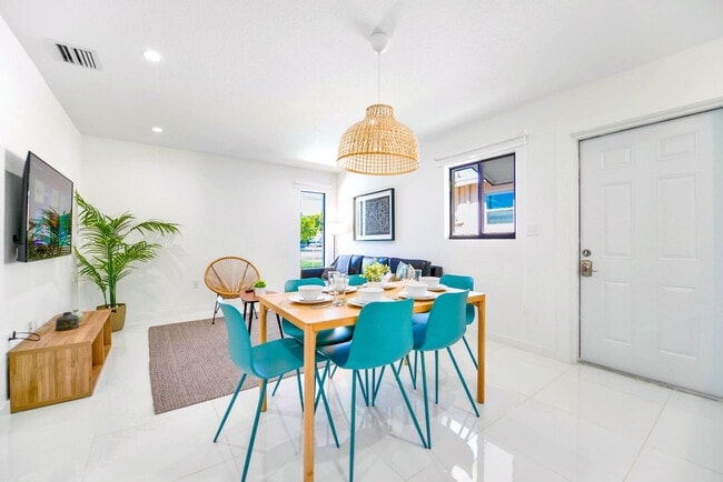 Photo - 2110 NW 66th St Unit FL1-ID1230849P