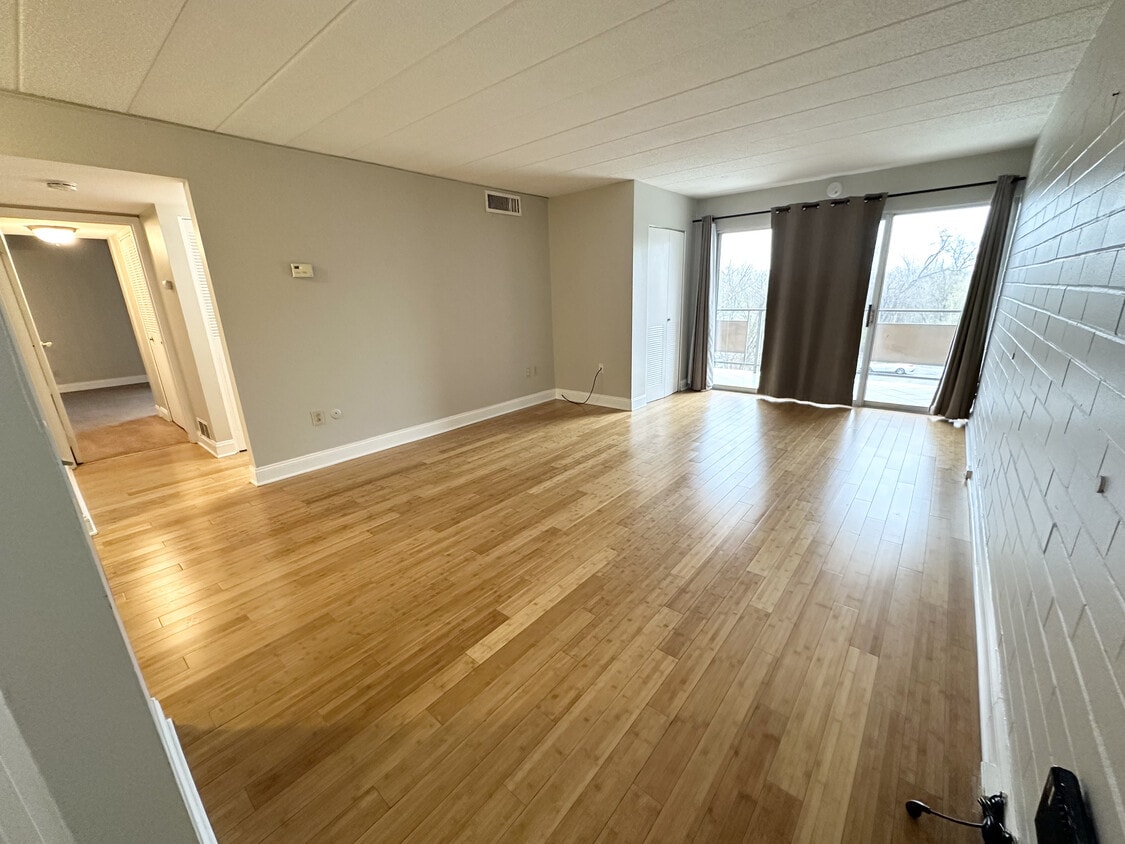 Floor Plan - 2 Bedroom Available Now!