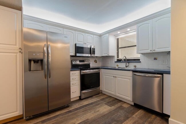 Photo - 890 N Federal Hwy Unit 103