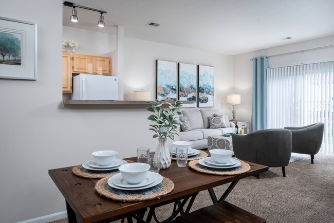 Building Photo - Catalina Club Apartments