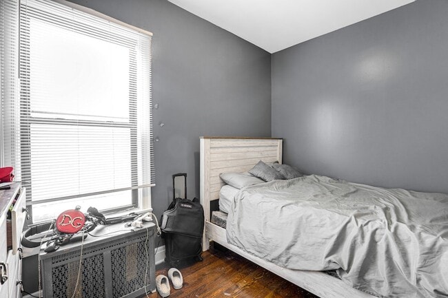 Photo - 6949 S Justine St Unit 1