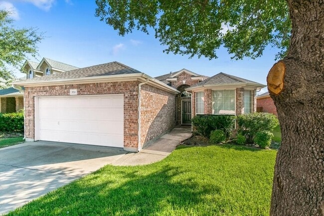 Photo - 5724 Minnow Dr