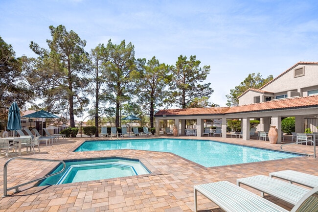 Building Photo - Crystal Cove