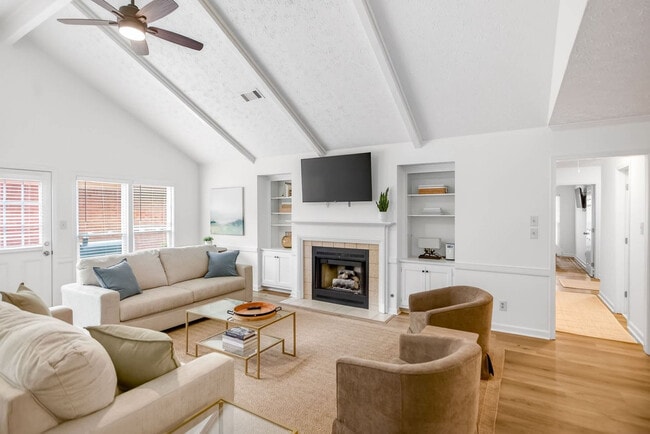 Building Photo - 6536 Monmouth Mews Unit SI ID1533650P