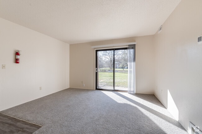 Photo - Madeira Apartments