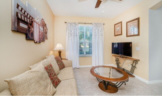 Building Photo - 8607 La Isla Dr Unit ID1291374P