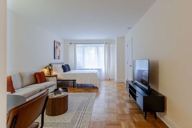 Building Photo - 30 Park Ave Unit SI ID1013675P