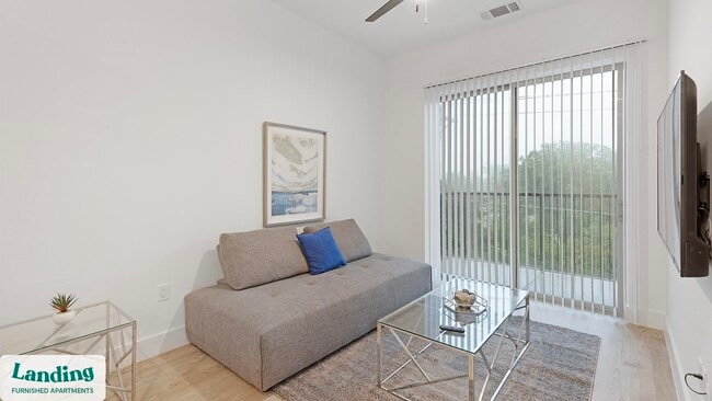 Building Photo - 650 E Sycamore St Unit 3313.1408269