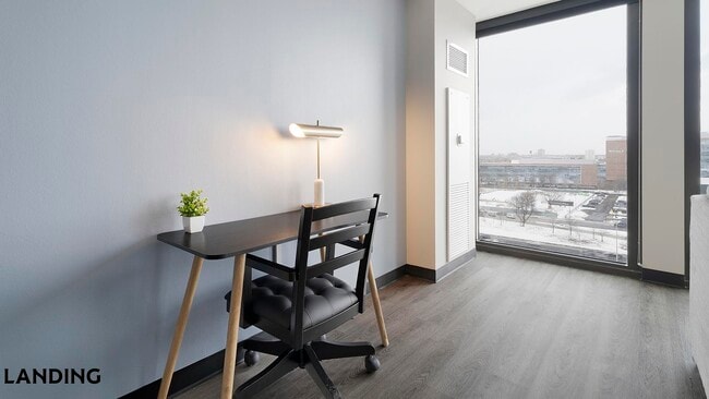 Photo - 1922 W Ogden Ave Unit 1405