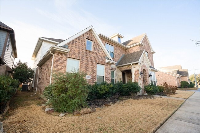 Photo - 1008 Peacock Blvd