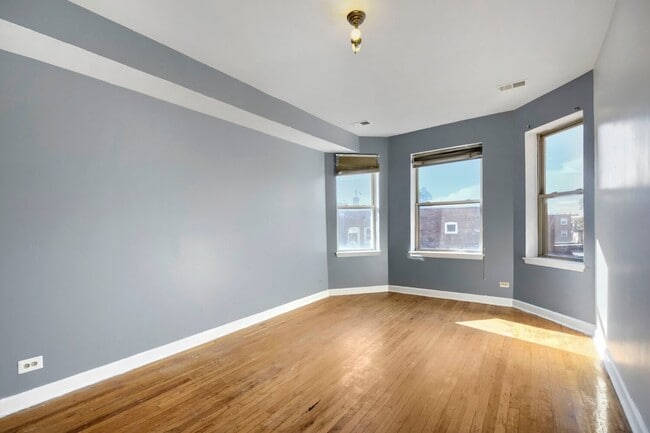 Photo - 7724 S Cornell Ave Unit 3