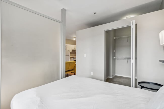 Photo - 616 Washington Ave S Unit SI ID1014638P