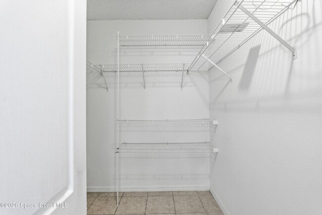 Photo - 283 Umber St NW