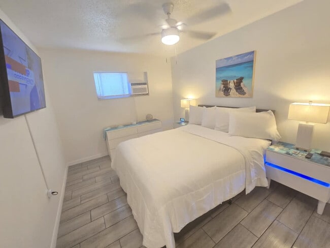 Building Photo - 2208 Irene St Unit SI ID1501434P