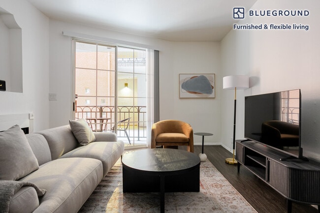 Building Photo - 345 Cloverdale Ave Unit FL1-ID1378