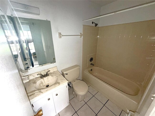 Photo - 745 Whitewood Dr