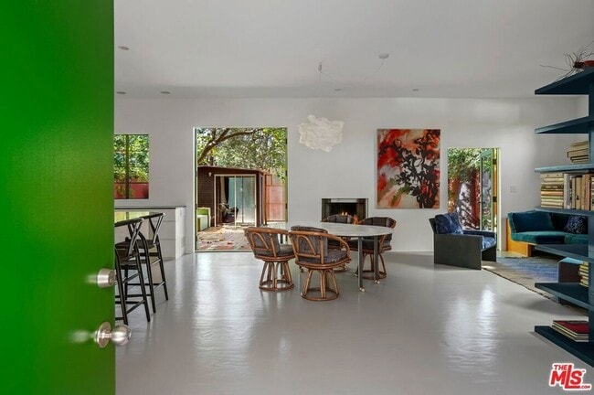 Photo - 2311 Louella Ave