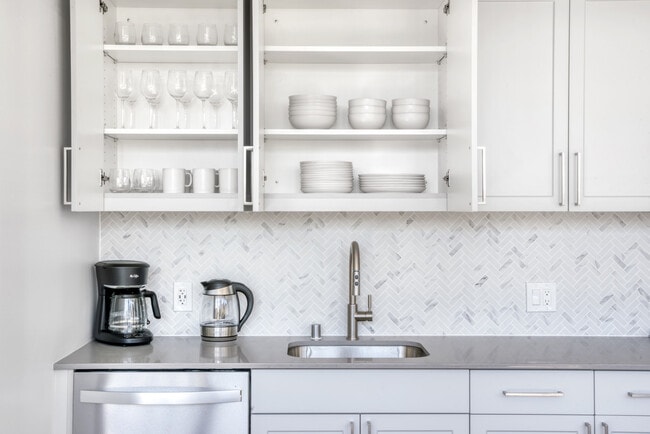 Photo - 704 Spring St Unit FL10-ID989