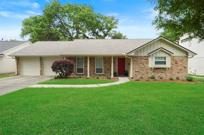Building Photo - 10502 Timberwood Dr