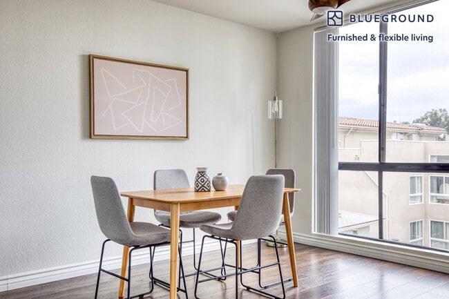 Photo - 7275 Franklin Ave Unit FL2-ID508