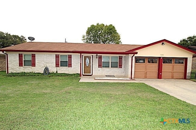 Building Photo - 1606 Hughes Ave