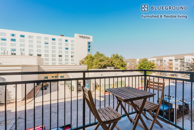 Photo - 3201 Esperanza Crossing Unit FL2-ID297