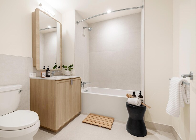 Photo - 280 W 24th St Unit 4 O