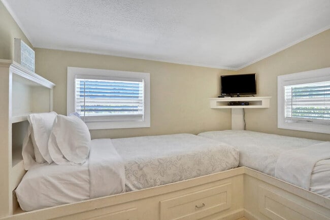 Photo - 103 4th St S Unit SI ID1591348P