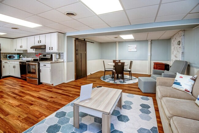 Photo - 9 Birch Dr Unit SI ID1380186P