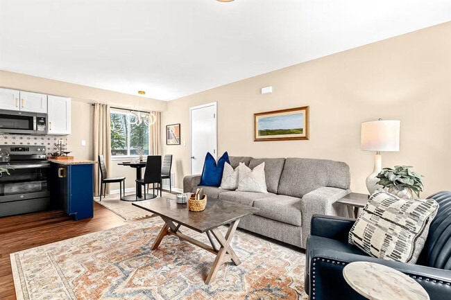 Building Photo - 18939 Sharon Ln Unit ID1032335P