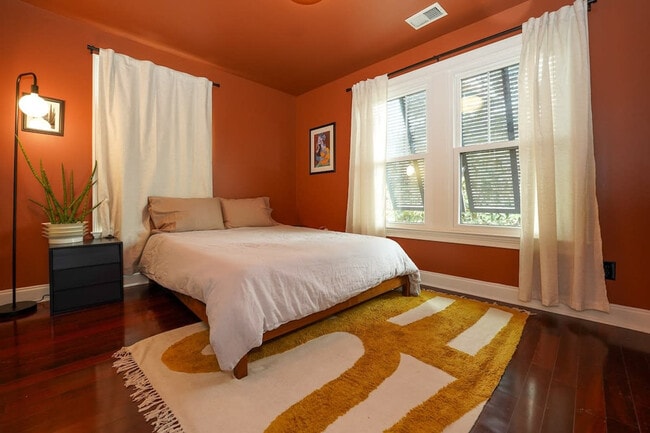 Photo - 905 Phillips St Unit ID1234634P