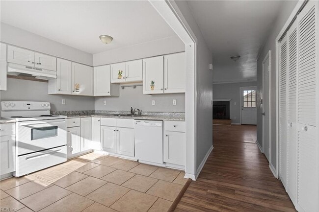 Photo - 226 Greenbrier Ave