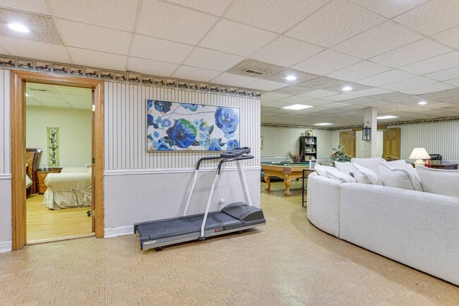 Building Photo - 7 Creekside Ln Unit SI ID1366766P