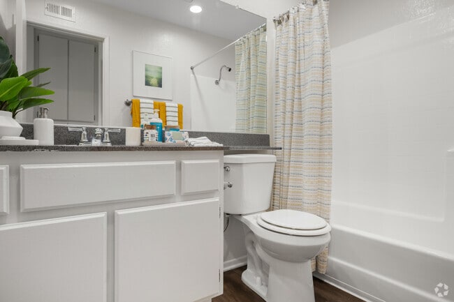 1BR, 1BA - 616SF - South Pointe