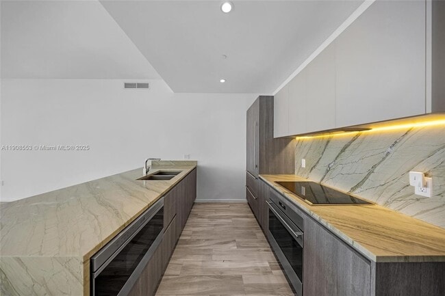 Photo - 801 S Miami Ave Unit 5204