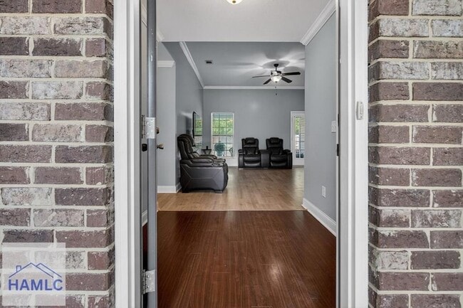 Photo - 182 Grandview Dr