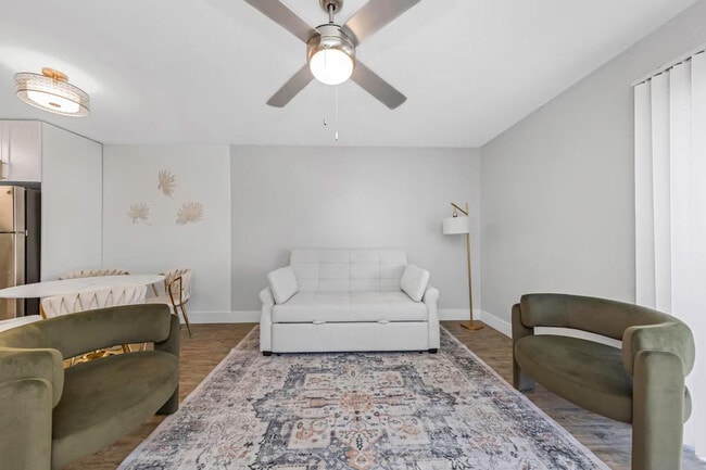 Photo - 4355 FL-60 Unit ID1369909P