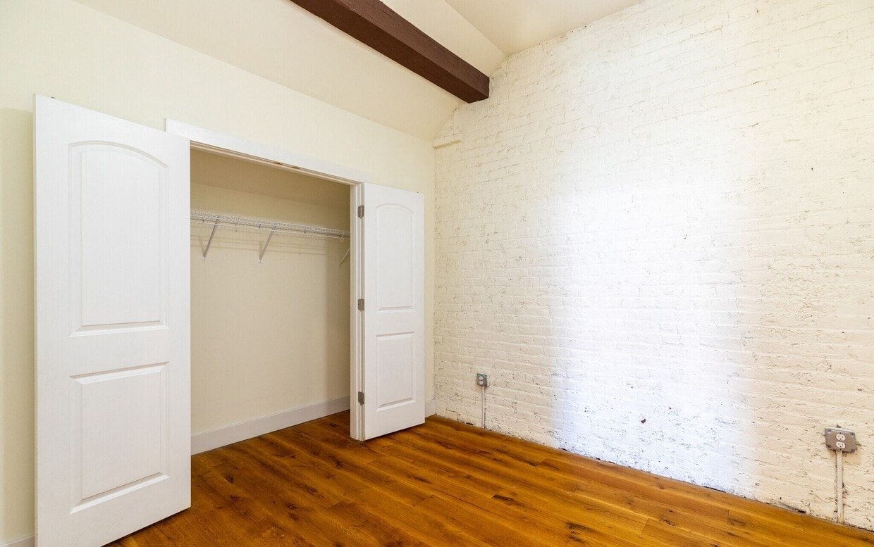 Floor Plan - One Bedroom