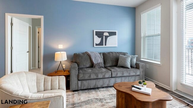 Building Photo - 5340 Periwinkle Hl Ave Unit 2408