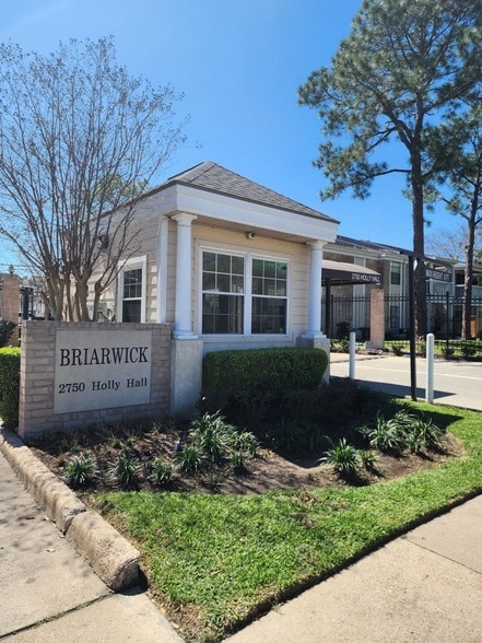 Building Photo - 2750 Holly Hall St Unit 1708
