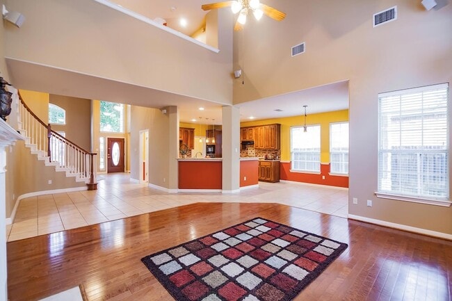 Photo - 2412 Arbor Dr