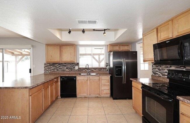 Photo - 617 E Calle Bolo Ln