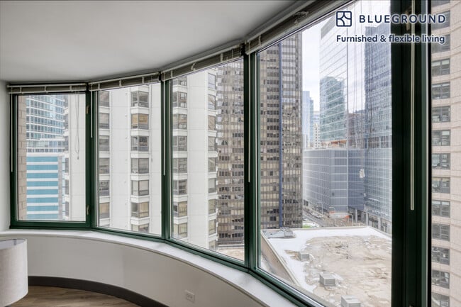 Photo - 420 E Ohio St Unit FL13-ID586