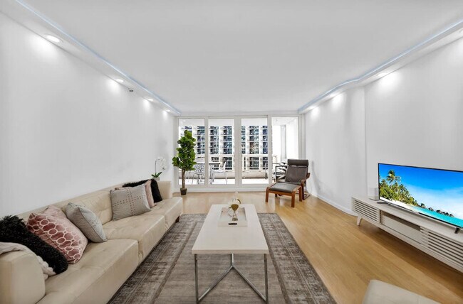 Photo - 1717 N Bayshore Dr Unit ID1054089P